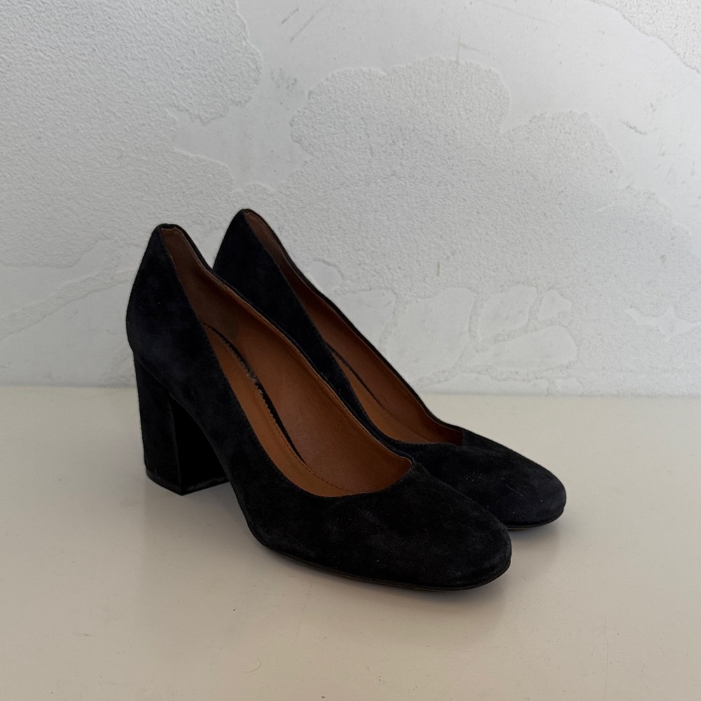 Sarto Women's Black Suede Rounded Toe Block Heels Size 6